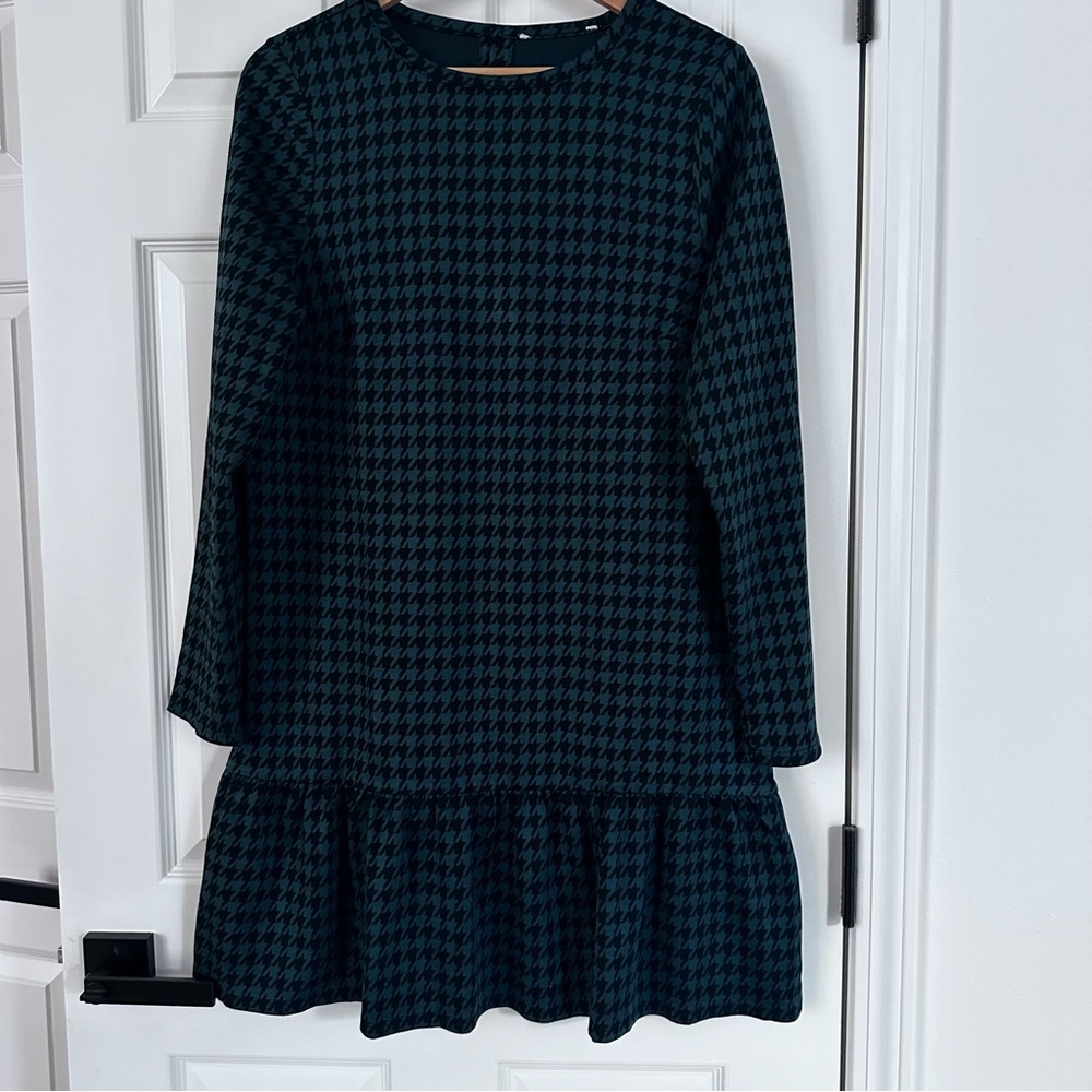 Loft Houndstooth Flounce Swing Dress - Picture 2 of 8